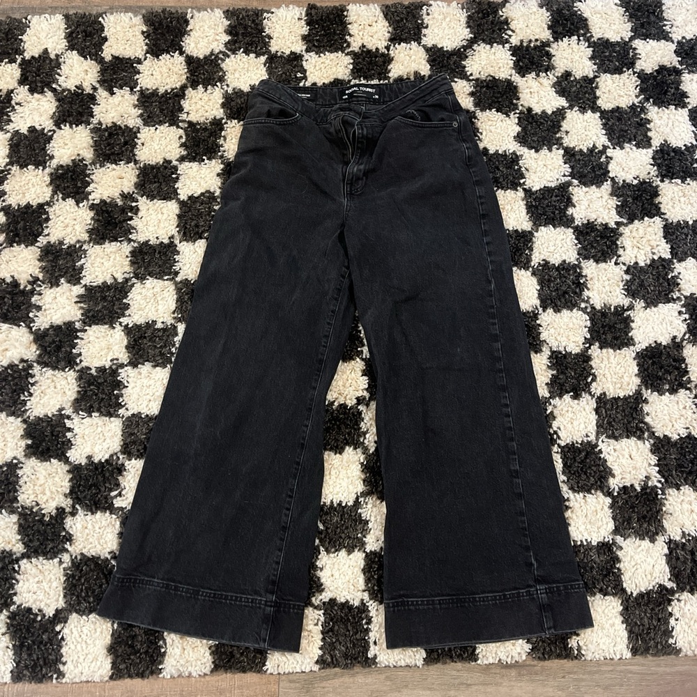 SOCIAL TOURIST WIDE LEG JEANS